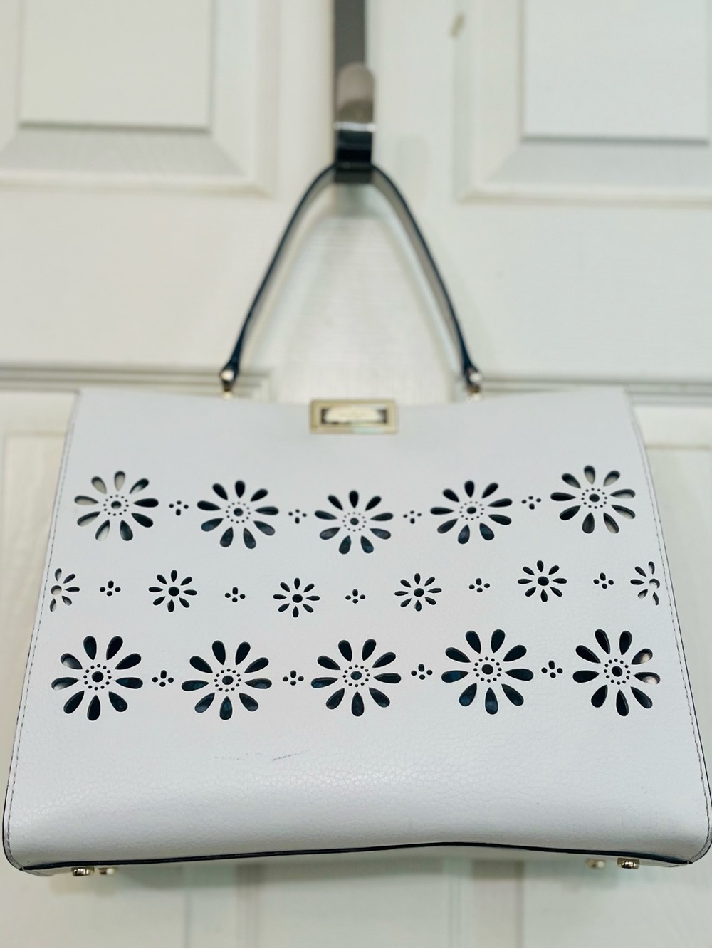 Kate Spade White Leather Faye Drive Etta Daisy Cutout Satchel Tote Bag EUC